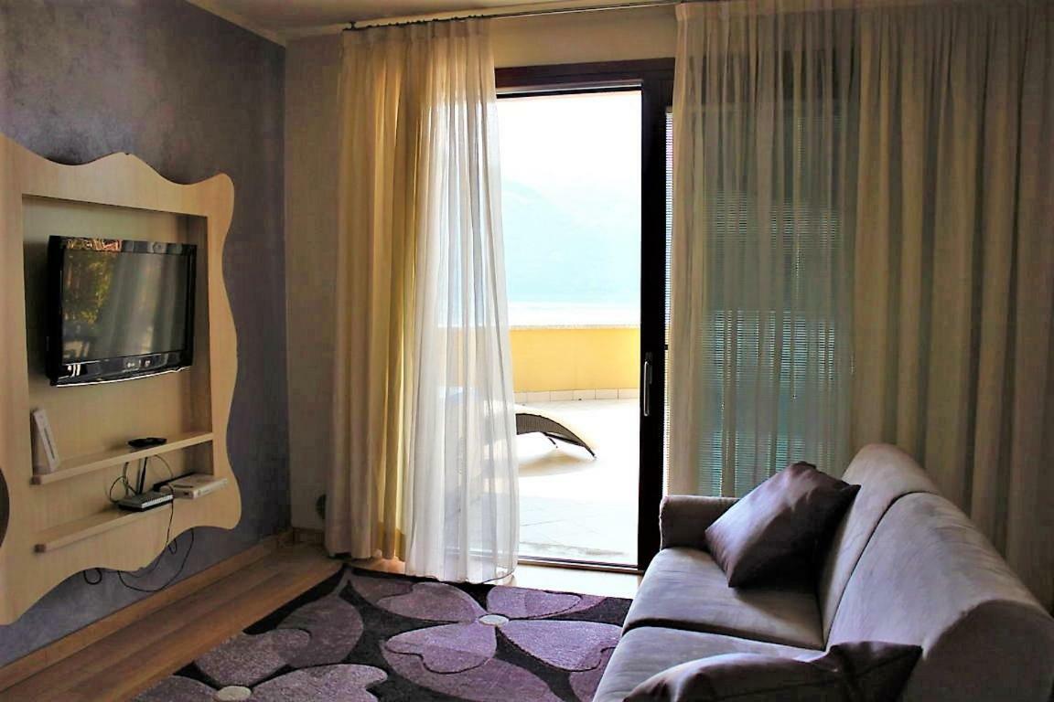 Il Castello Di Lovere Hotel Esterno foto