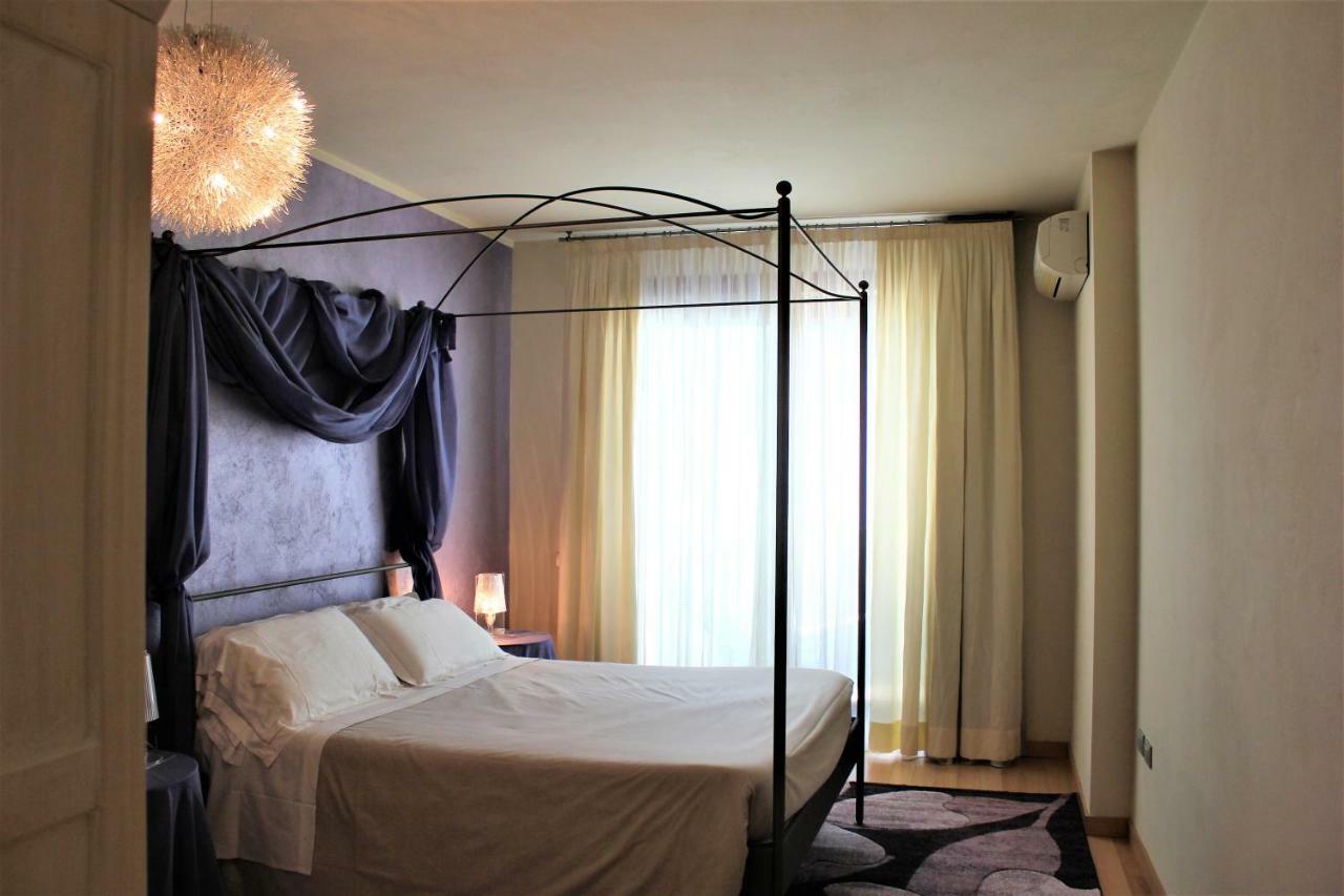 Il Castello Di Lovere Hotel Esterno foto