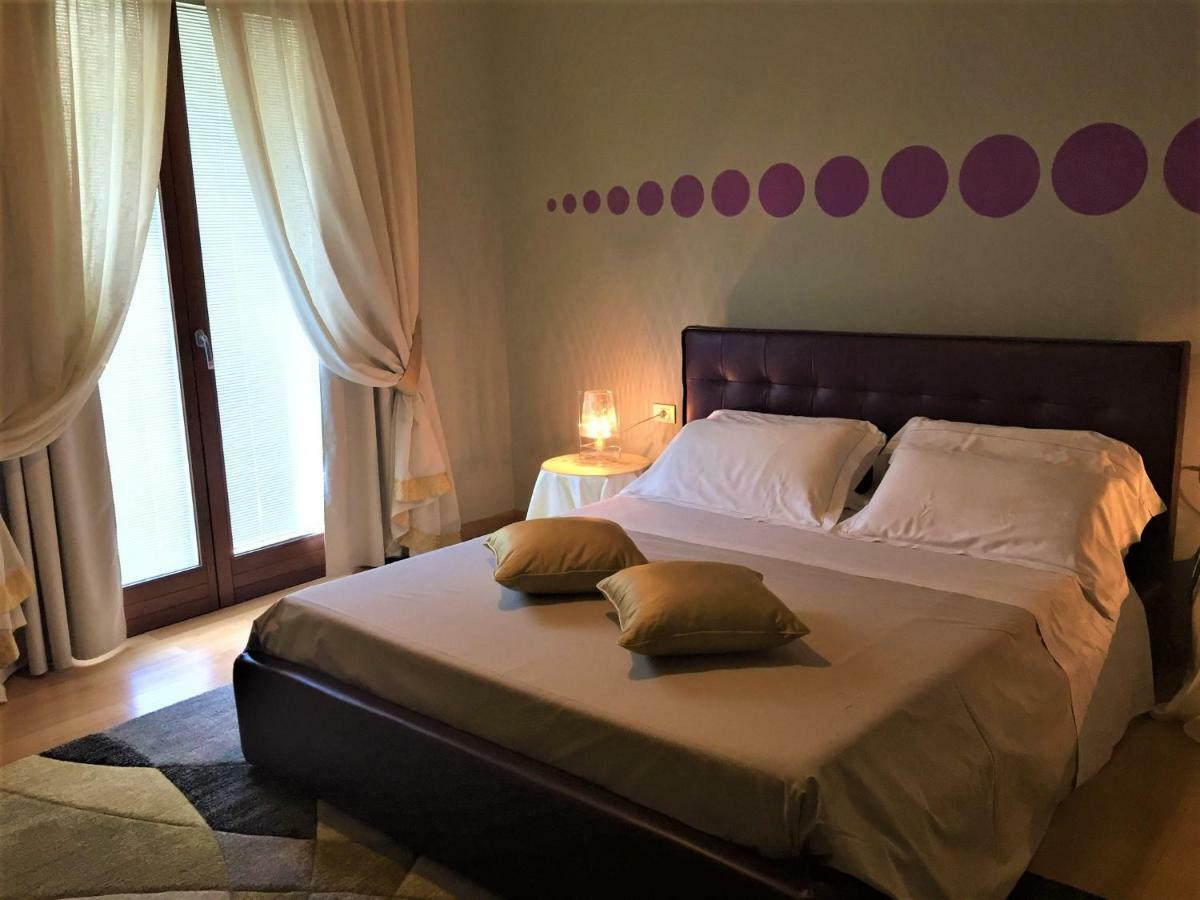Il Castello Di Lovere Hotel Esterno foto